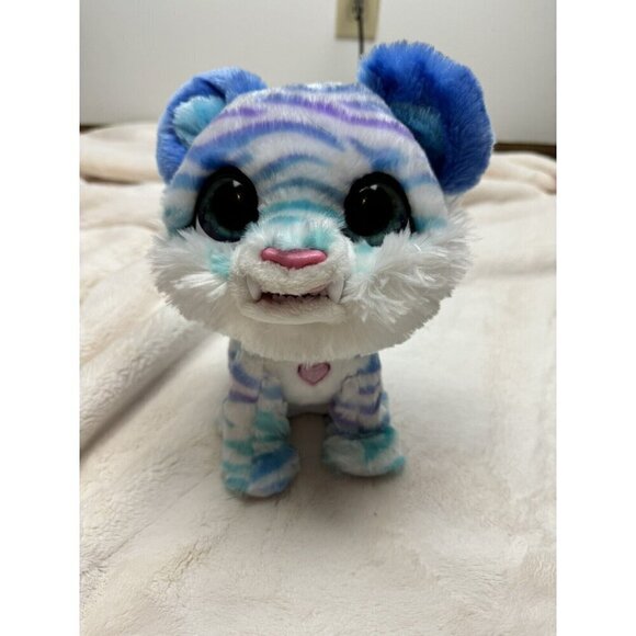 FurReal Friends 8" North the Sabertooth Kitty Interactive Toy w/sound & movement - Picture 1 of 5